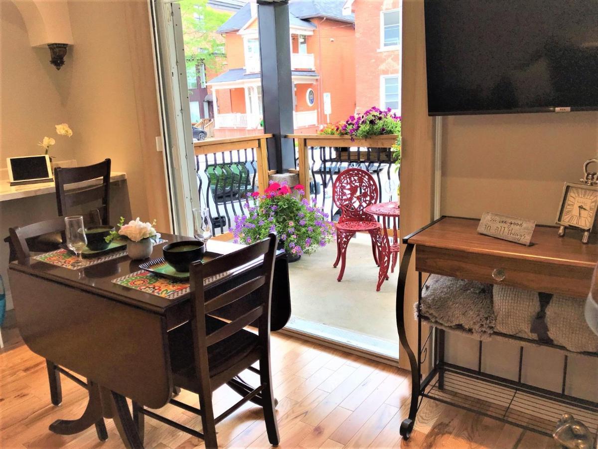 Ottawa Downtown Executive Apartment Retreat With Private Balcony Near Bank Street - Sleep Max 2 Exterior photo