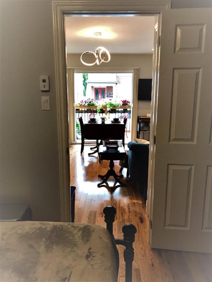 Ottawa Downtown Executive Apartment Retreat With Private Balcony Near Bank Street - Sleep Max 2 Exterior photo