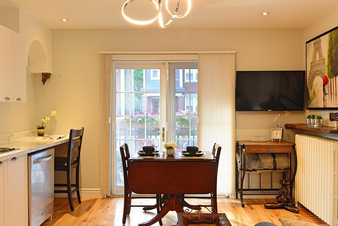 Ottawa Downtown Executive Apartment Retreat With Private Balcony Near Bank Street - Sleep Max 2 Exterior photo